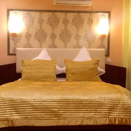 Byblov Rooms Boutique Bucarest Habitación foto